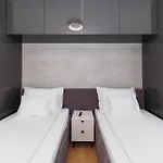 The Skyline Penthouse By Belmont Realty Appartement