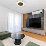 The Skyline Penthouse By Belmont Realty Lägenhet Zadar