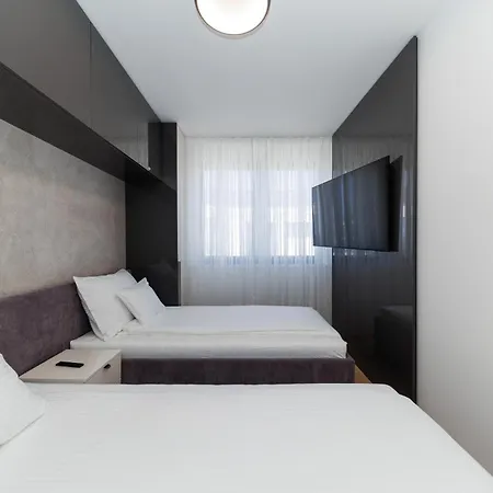 公寓 The Skyline Penthouse By Belmont Realty