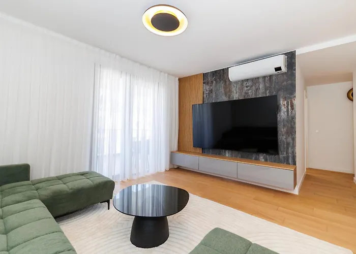 The Skyline Penthouse By Belmont Realty Apartman Zára